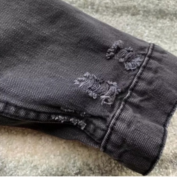 SOLD OUT Boho Embroidered Floral Black Denim Jacket - Picture 6 of 8